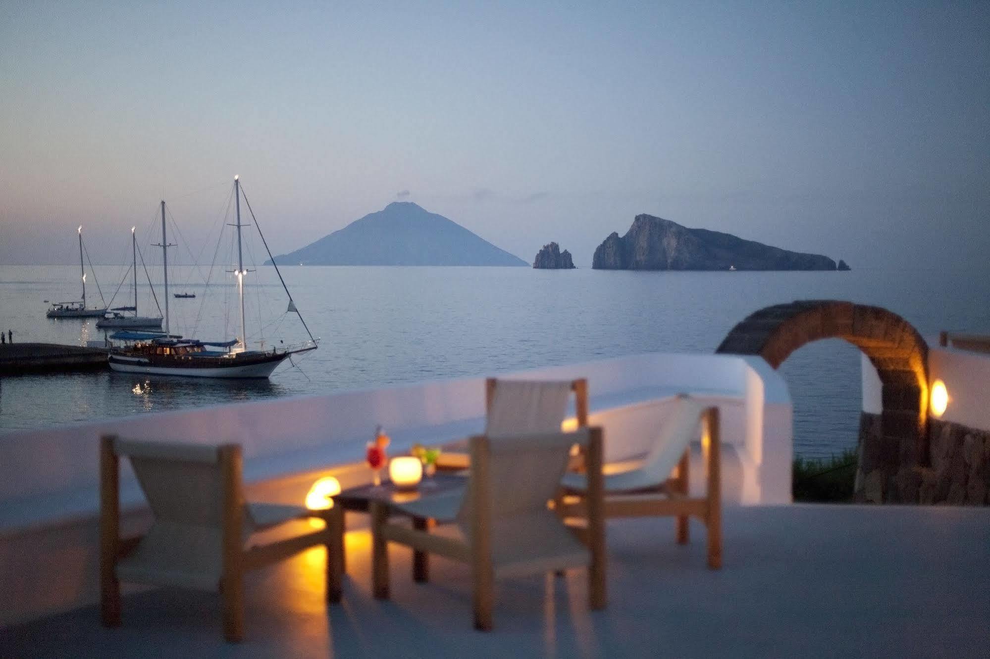 Hotel Cincotta Panarea Exterior photo